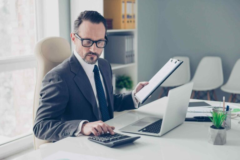 https://fourhubtech.com/wp-content/uploads/2019/04/blog-post-26-768x512.jpg
